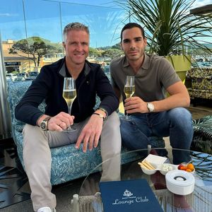 Verdächtige Ringe: Hat Ralf Schumacher Étienne geheiratet?