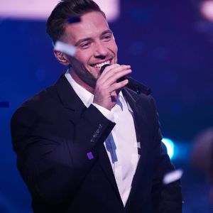 "Eine Sommernacht mit dir": Ramon Rosellys neues Video da!