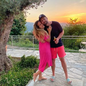 "Kitschalarm": Ramona Stöckli teilt seltenes Pärchenbild