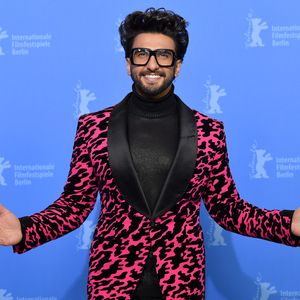 Neu-Papa Ranveer Singh gönnt sich dieses protzige Geschenk