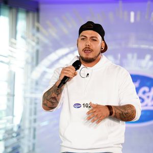 Schon DSDS-Favorit? Raphael bekommt Dieters goldene CD