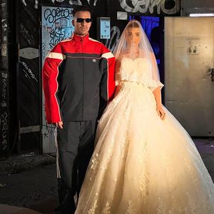 Im Designer-Trainingsanzug: Hat Rapper Ufo361 geheiratet?