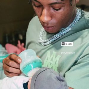 YoungBoy Never Broke Again (22): Sein neuntes Baby ist da!