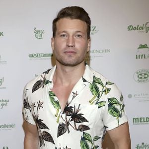 Raúl Richter gibt zu: Er muss "ganz schwer" an sich arbeiten