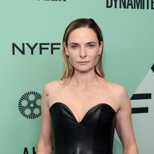 Rebecca Ferguson spricht über frühe Mutterschaft mit 23