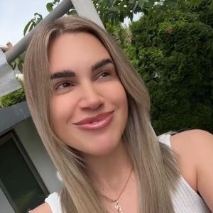 "Neue Rebecca": Rebecca Ries strahlt nun mit blonden Haaren