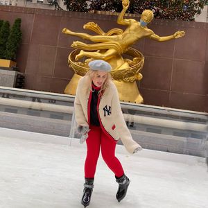 Wie cool: Hier rockt erschlankte Rebel Wilson das Eis!