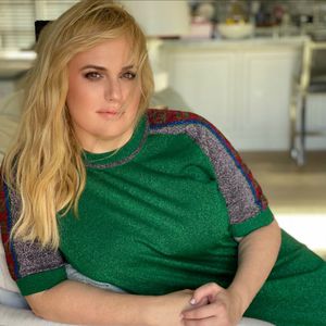 20 Kilo leichter: Rebel Wilson strotzt vor Selbstbewusstsein