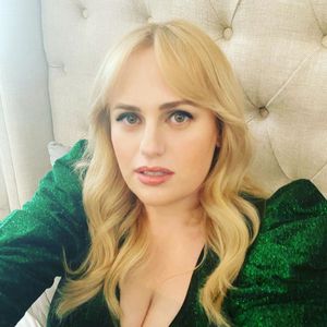 Mehr Lacher für mehr Kilos: Rebel Wilson über Abnehmgründe