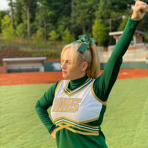 Wow! Rebel Wilson wieder schlank in Cheerleader-Uniform