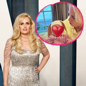 Süßes Bild: Rebel Wilson kuschelt mit ihrer Tochter Royce