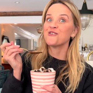 Fans sind besorgt: Reese Witherspoon isst frischen Schnee
