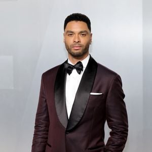 Neuer 007? Regé-Jean Page äußert sich zu den Bond-Gerüchten