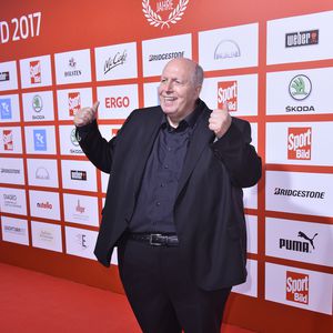 Ohne Hose: Reiner Calmund geht nun unter die Schlagerstars
