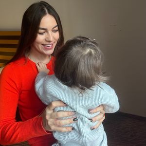 Zehn Monate alt: Renata Lusin schwärmt von Tochter Stella