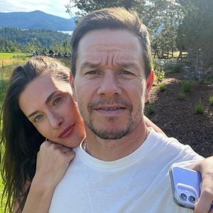 Abrasierte Haare: Mark Wahlbergs Frau Rhea war fassungslos!