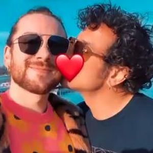 Riccardo Simonetti und sein Freund feiern ihr Zweijähriges!