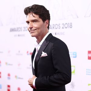 90er-Ikone Richard Marx stoppt Angreifer im Flugzeug!