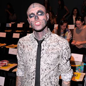 Wo ist der Totenkopf? Knacki mit Zombie-Tattoo ausgebüchst