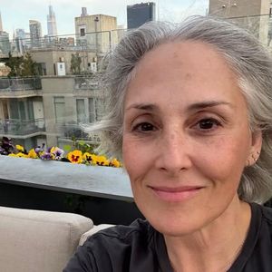 Ricki Lake feiert ihr Facelift mit Vorher-Nachher-Vergleich