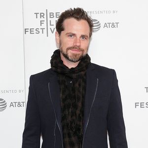 "Das Leben und ich"- Star Rider Strong ist verlobt