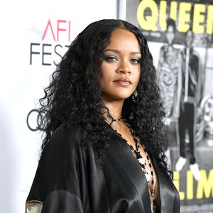 Sexy Weihnachten: Rihanna heizt ihren Fans mächtig ein!