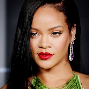 Zum ersten Mal seit fünf Jahren: Rihanna erobert die Charts!