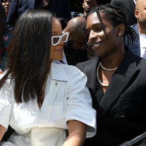 Beim Bummeln: Rihanna und A$AP Rocky halten Händchen