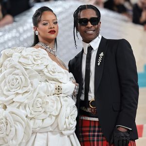So unterstützt Rihanna ihren A$AP Rocky während Prozess!