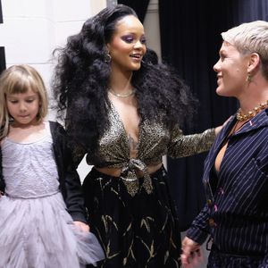 Grammys backstage: Bei RiRi werden Pink & Willow zu Fangirls