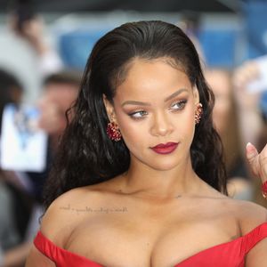 "Besessen": Sängerin Rihanna liebt ihre Rolle als Mutter!