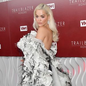 Rita Oras 4-Millionen-Dollar-Schmuck im Flieger vergessen!