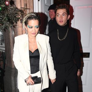 Set-Romanze? Rita Ora turtelt mit Jude Laws Sohn Rafferty