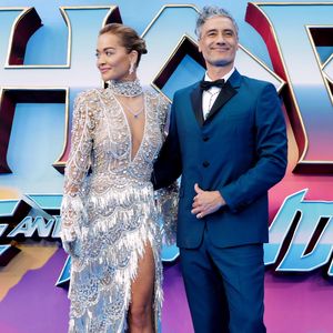 Freund bestätigt: Rita Ora und Taika Waititi haben Ja gesagt