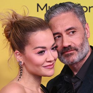 "Bereit, mich niederzulassen": Rita Ora über Partner Taika