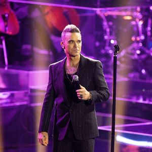 Bei Konzert verstorben: Robbie Williams trauert um einen Fan