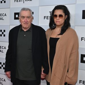 Nach Geburt des Babys: Robert De Niro und Tiffany auf Event