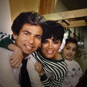 Kim Kardashian teilt seltenes Foto mit verstorbenem Vater