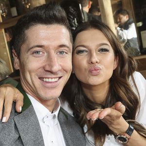 Spielerfrau Anna Lewandowska hat zu Hause die Hosen an