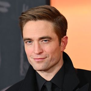 Bald offiziell? Robert Pattinson will um Sukis Hand anhalten