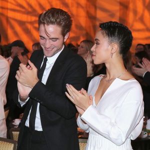Glücksfotos! Robert Pattinson & FKA verliebt auf Red Carpet!