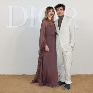 Robert Pattinson & Suki Waterhouse bei Date-Night gesichtet!