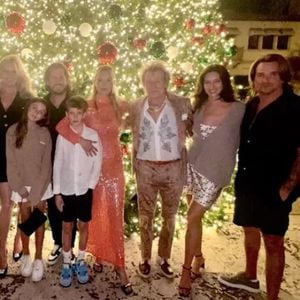 Familienfoto: Rod Stewart teilt Bild mit sechs seiner Kinder