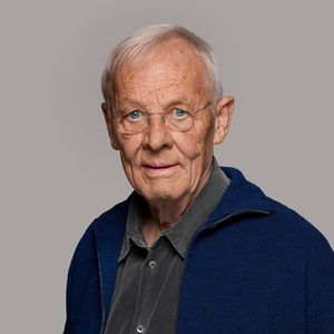 "In aller Freundschaft"-Cast verabschiedet Rolf Becker (†90)