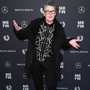 Rolf Scheider feiert 1. Weihnachten ohne Eltern