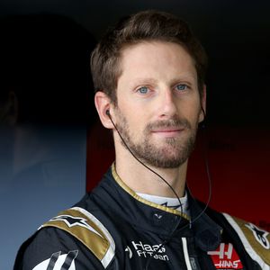 Nach Horror-Crash: Formel-1-Star Grosjean zeigt Verletzung