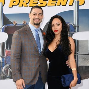 WWE-Star Matthew Anoa'i tot! Bruder Roman Reigns trauert