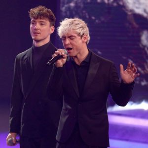 "Jetzt Weinst Du": Singt He/Ro etwa von eigenem Herzschmerz?