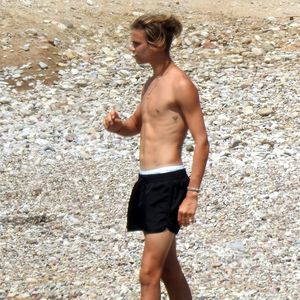 So süß strahlt Beckham-Sohn Romeo für Burberry