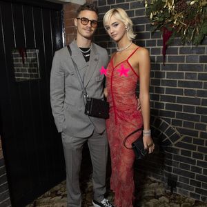 Nach Reunion: Romeo Beckham und Mia gehen Dessous shoppen
